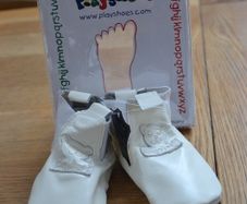 NEW Cream leather Booties Size 18/19 by Play Shoes