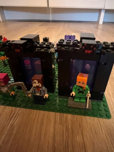 LEGO Bundle Mixed Bricks and characters