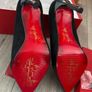 black heels Image 4
