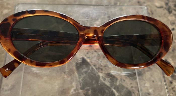 NW sun glasses