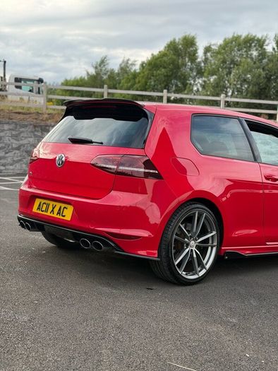 2015 Volkswagen Golf R