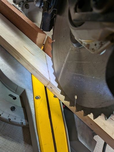 Dewalt 10 inch mitre saw