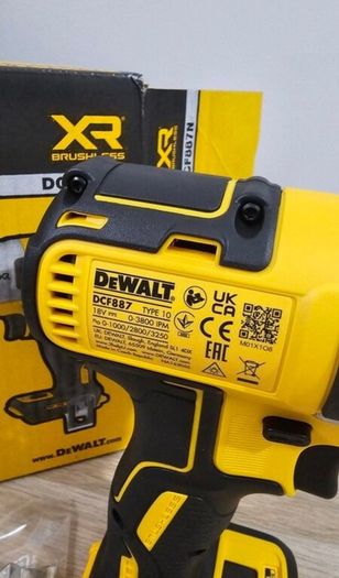 DeWalt DCF887 18V XR Impact Driver, 1.7Ah Powerstack, Charger & Tstak case