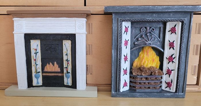 Dolls house furniture - Fireplaces
