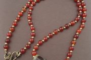 Vintage Treasure Vase Pattern Agate &amp; Carnelian Beads Necklace
