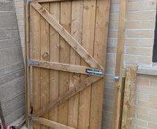 Garden side gate