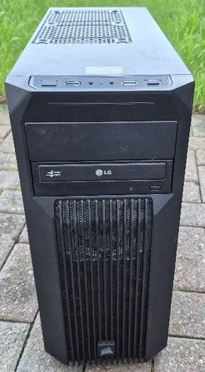 Corsair CC-9011057-WW Carbide Series SPEC-02 Mid-Tower ATX Gaming Computer Case with Blue LED - Blac