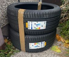 Brand New Pirelli P Zero Tyres 225/40 R18 XL