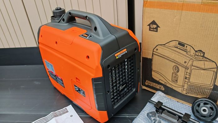 New 2.3KW Inverter Generator with wheels and Retractable handle