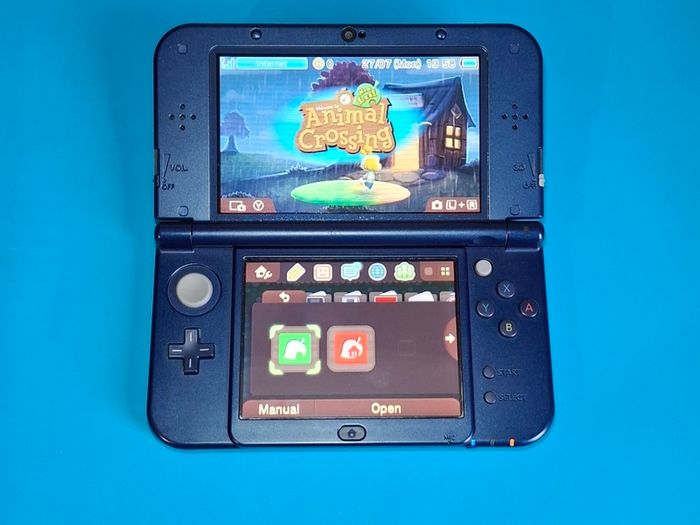New 3DS XL Metallic Blue (Modded)