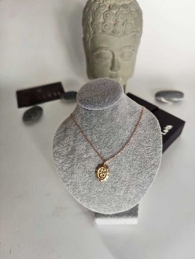 Necklace Pendent Silver Moon Timeless Elegance in Every Detail (Engravable Back)