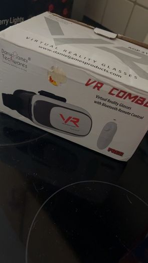 VR headset