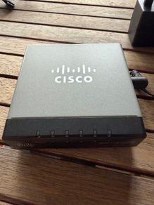 Cisco Small Business SF 100D-05 - switch - 5 ports