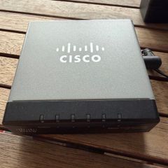 Cisco Small Business SF 100D-05 - switch - 5 ports