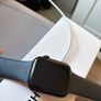 Apple Watch SE (2 gen) 44mm - Black Image 2