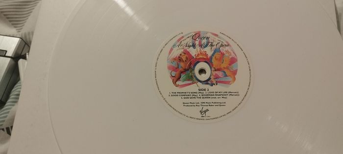 Queen  white vinyl A Night At The Opera embossed sleeve