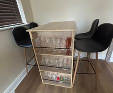 Bar table and 4 stools