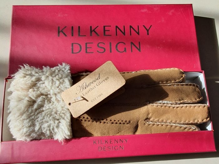 Ashwood Kilkenny design fine leather gloves M/L, S/M
