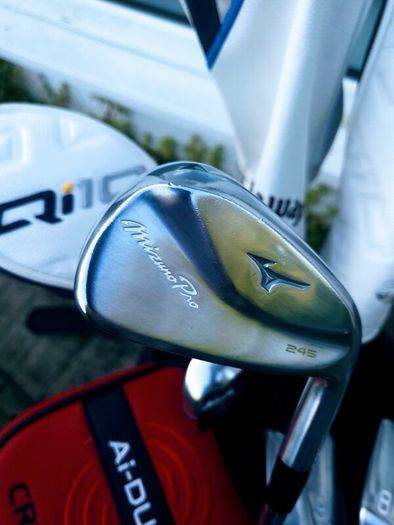 Set of Premium Golf Clubs