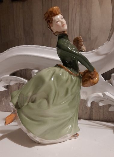 Royal Doulton figurine "Grace "