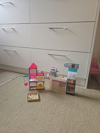 Barbie bar and playground