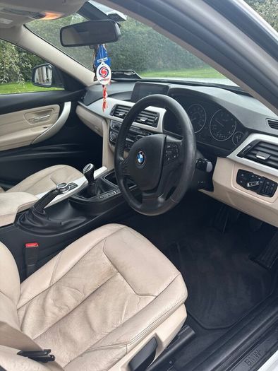 BMW 3-Series 2019