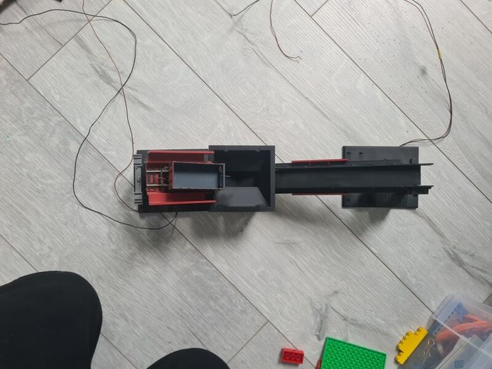 hornby gravel tipper and belt 00 gauge