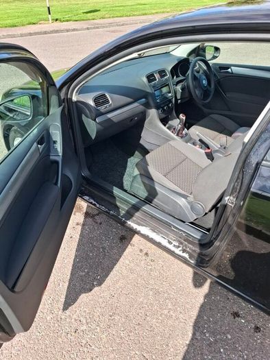 2010 Volkswagen Golf 1.6TDI