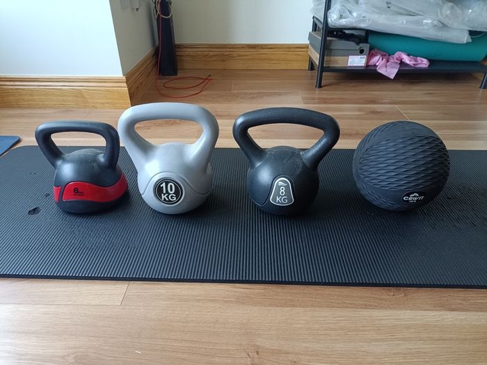 Kettlebell + slam ball