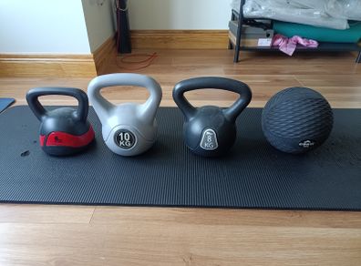 Kettlebell + slam ball