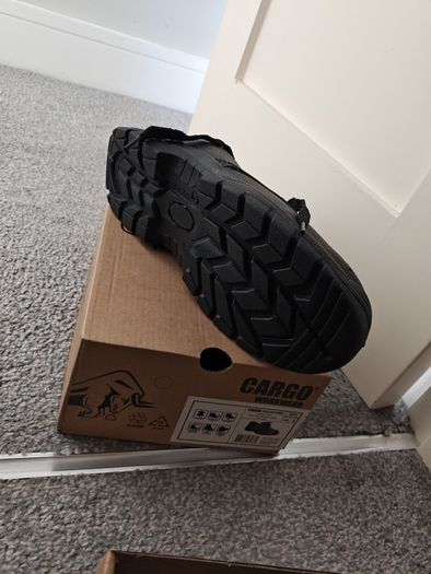 safety shoes