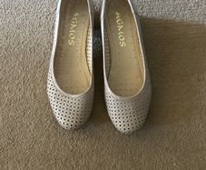 Beige shoes