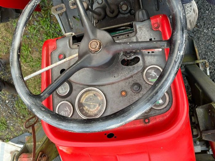 Massey Ferguson 165