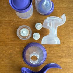 Lansinoh manual breast pump