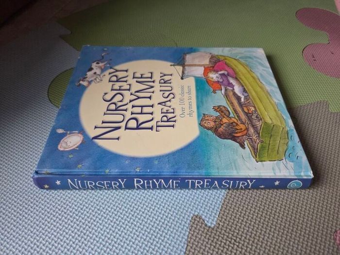 Nursery Rhythem Treasury Children's Book