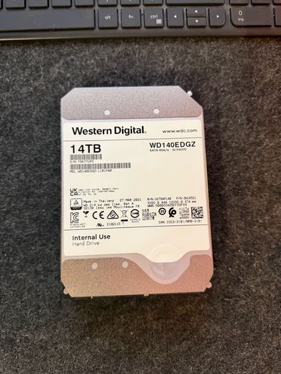 14tb western digital 3.5 hard drive