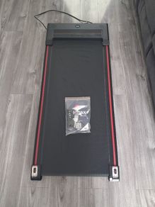 Walking treadmill