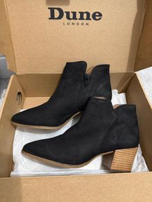 New black Dune women ankle boots size 4