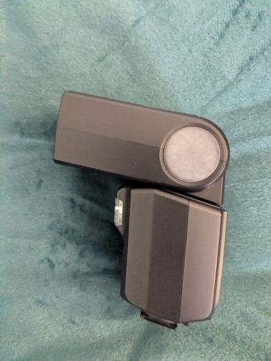 Olympus FL-600R Electronic Flash for Olympus / Panasonic Micro Four Thirds