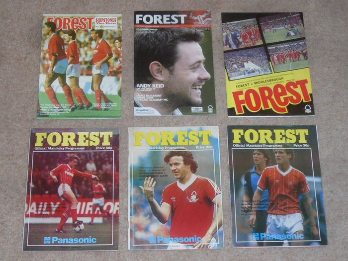 Nottingham Forest Autographs and other items
