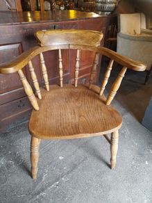 Captains / Smokers Bow Chair