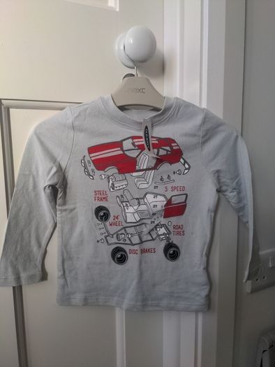 OLD NAVY boys long sleeved top