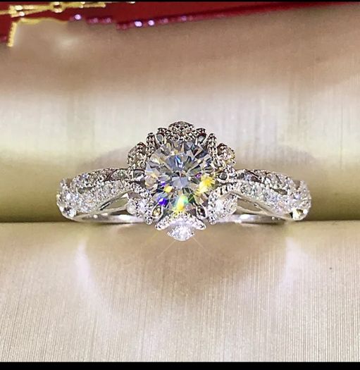 Sterling Silver Solitaire Ring