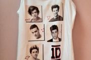 1D New tee shirt tag attached
