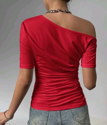 Asymmetric red top fits Xs s new