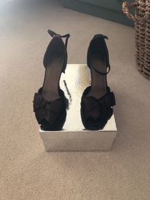 Brown Shoes with peep toe and front bow detail