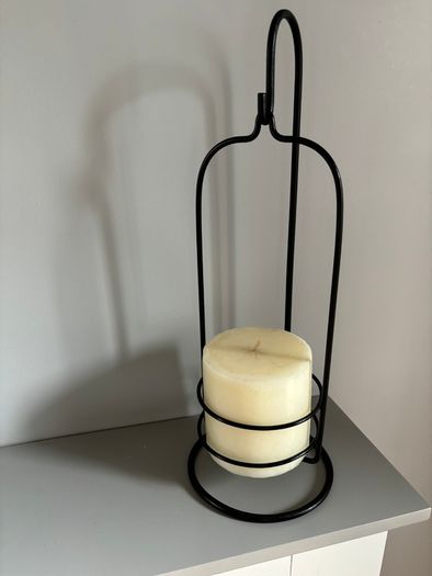 Candle holder