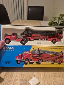 Corgi Fire Dept. Aerial ladder truck