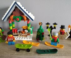 LEGO Winter Village Accessories and Mini Figures Bundle 1