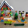 LEGO Winter Village Accessories and Mini Figures Bundle 1 Image 2